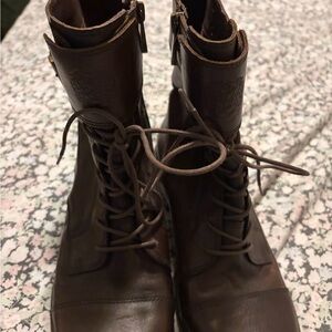 Vince Camuto Taryn Boot Size 9